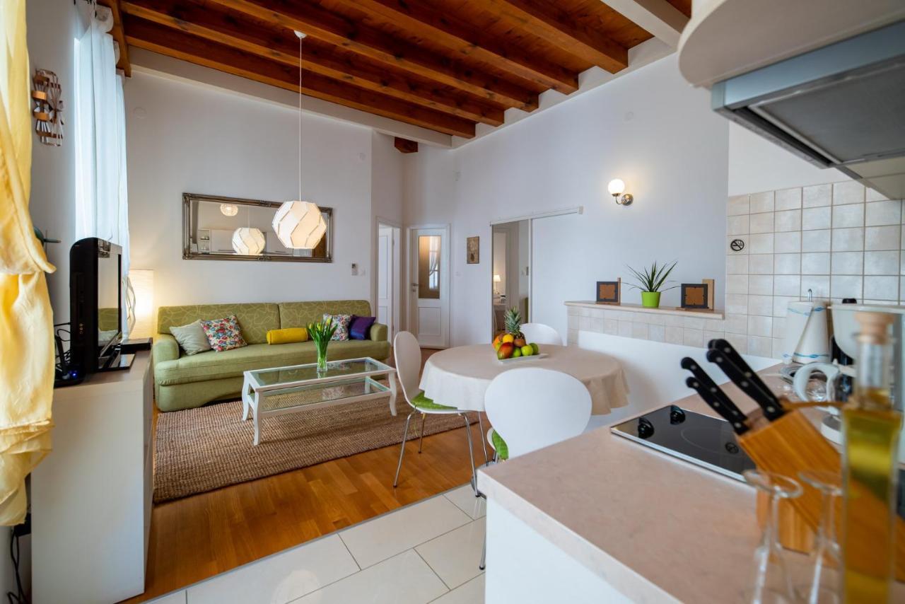 Apartament Ivo *